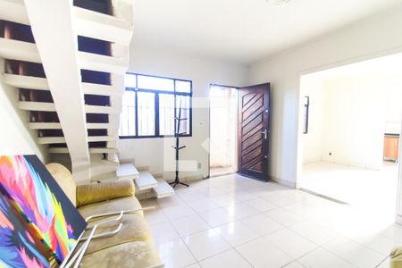 Sala Casa 1 de casa para alugar com 3 quartos, 152m² em Vila Abc, São Paulo