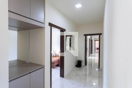Corredor de casa à venda com 6 quartos, 470m² em Bandeirantes (pampulha), Belo Horizonte