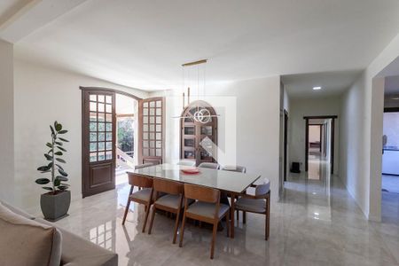 Sala de casa à venda com 6 quartos, 470m² em Bandeirantes (pampulha), Belo Horizonte