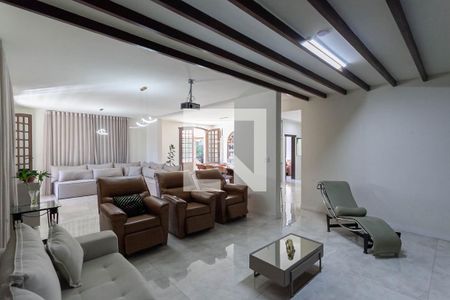 Sala de casa à venda com 6 quartos, 470m² em Bandeirantes (pampulha), Belo Horizonte