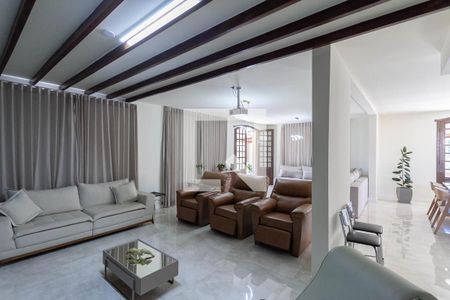 Sala de casa à venda com 6 quartos, 470m² em Bandeirantes (pampulha), Belo Horizonte
