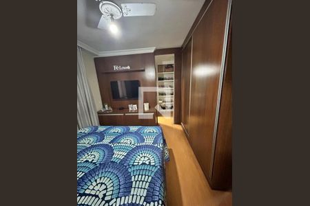 Casa à venda com 3 quartos, 150m² em Cabral, Contagem