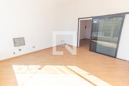 Suíte de casa à venda com 4 quartos, 300m² em Brás, São Paulo