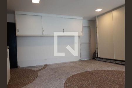 Casa à venda com 3 quartos, 300m² em Cerâmica, São Caetano do Sul