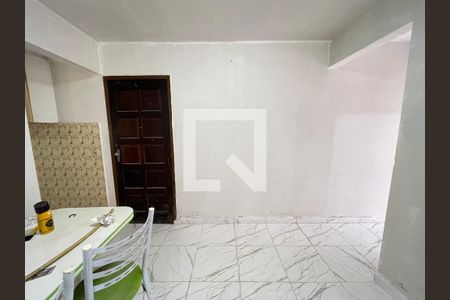 Copa de casa para alugar com 2 quartos, 84m² em Jardim Sao Jorge (raposo Tavares), São Paulo