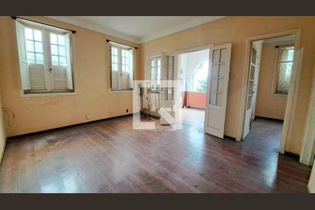 Casa à venda com 7 quartos, 234m² em Tijuca, Rio de Janeiro