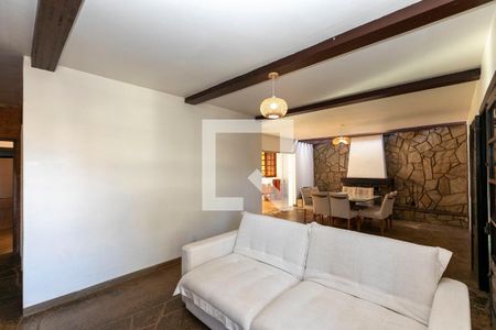 SALA de casa para alugar com 3 quartos, 630m² em Parque das Universidades, Campinas