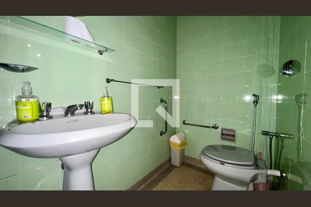 Lavabo de casa à venda com 3 quartos, 211m² em Sumaré, São Paulo
