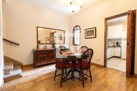 Casa de Condomínio à venda com 3 quartos, 120m² em Cerqueira César, São Paulo