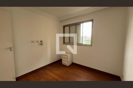 Apartamento à venda com 3 quartos, 80m² em Moema, São Paulo