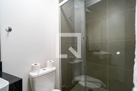 Banheiro de kitnet/studio para alugar com 1 quarto, 18m² em Centro Histórico de São Paulo, São Paulo