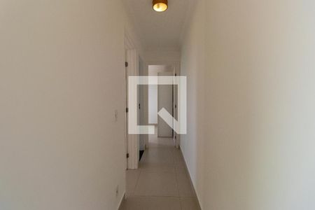 Corredor de apartamento para alugar com 2 quartos, 48m² em Chácara Granja Velha, Cotia