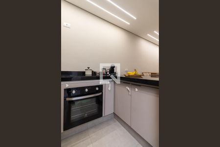 Sala e Cozinha de casa de condomínio à venda com 2 quartos, 115m² em Jd. Talarico, São Paulo