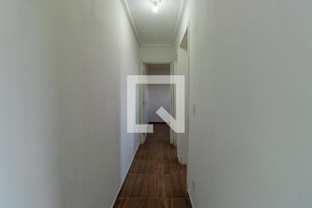 Corredor de apartamento para alugar com 2 quartos, 48m² em Chácara Granja Velha, Cotia