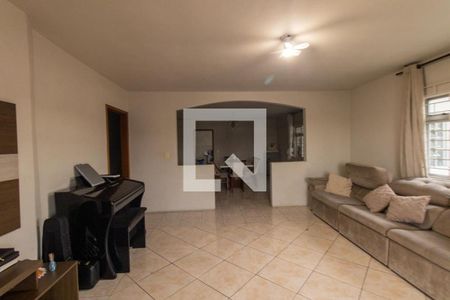 Sala de casa à venda com 3 quartos, 720m² em Sítio Cercado, Curitiba