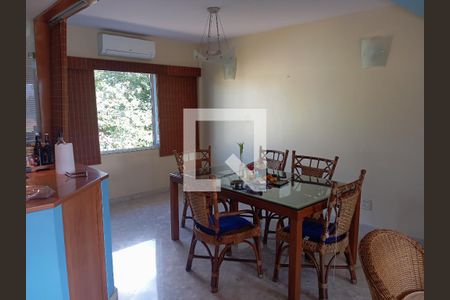 Sala de apartamento para alugar com 3 quartos, 95m² em Barra da Tijuca, Rio de Janeiro