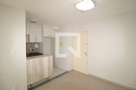 Sala / Cozinha de apartamento para alugar com 2 quartos, 50m² em Vila Dom Pedro Ii, São Paulo