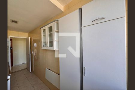 Cozinha e Área de Serviço de apartamento para alugar com 2 quartos, 58m² em Barra da Tijuca, Rio de Janeiro