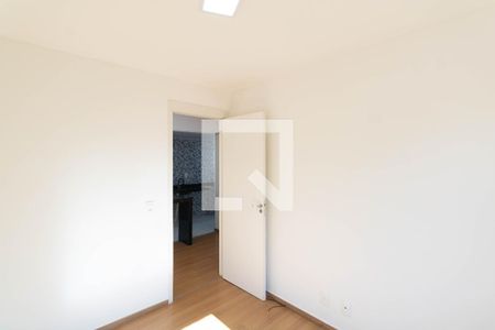 Quarto 1 de apartamento para alugar com 2 quartos, 44m² em Campo Grande, Rio de Janeiro