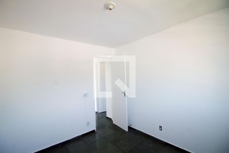 Quarto 1 de apartamento para alugar com 2 quartos, 55m² em Penha, Rio de Janeiro