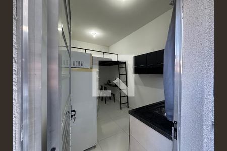 Kitnet de kitnet/studio para alugar com 1 quarto, 20m² em Jardim Pitoresco, Jacareí