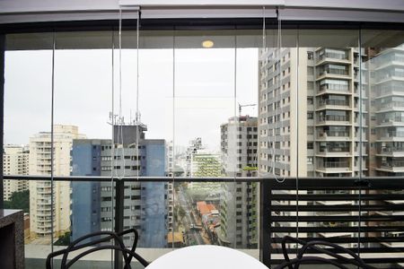 varanda quarto de kitnet/studio para alugar com 1 quarto, 27m² em Pinheiros, São Paulo