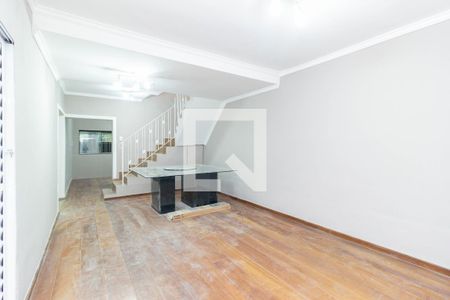 Casa para alugar com 3 quartos, 180m² em Vila Portugal, São Paulo