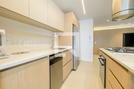 Sala e Cozinha de casa de condomínio à venda com 2 quartos, 93m² em Vila Osasco, Osasco
