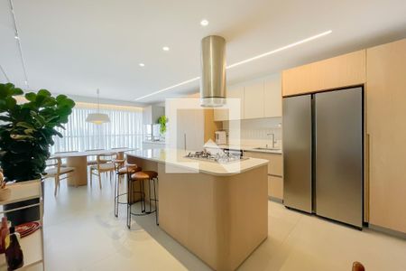 Sala e Cozinha de casa de condomínio à venda com 2 quartos, 93m² em Vila Osasco, Osasco