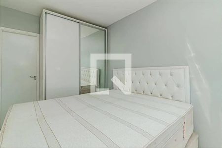 Suíte de apartamento para alugar com 2 quartos, 64m² em São Sebastião, Porto Alegre