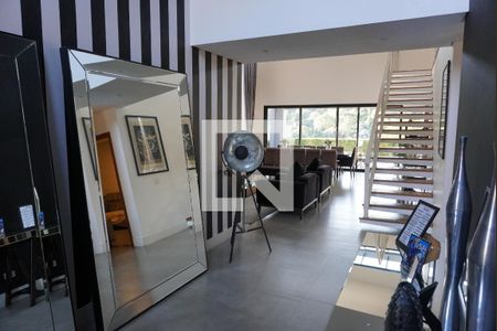 Sala de Estar de casa de condomínio à venda com 5 quartos, 460m² em Colinas da Anhanguera, Santana de Parnaíba