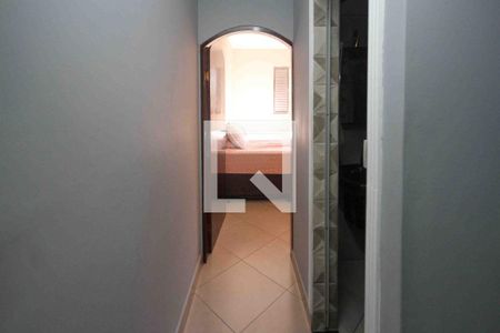 Corredor de casa à venda com 2 quartos, 130m² em Jardim Sapopemba, São Paulo