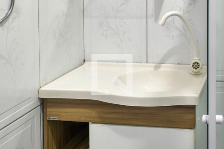Banheiro  de apartamento para alugar com 1 quarto, 50m² em Cidade Ocian, Praia Grande