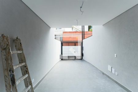 Vista da sala de casa à venda com 3 quartos, 145m² em Jardim São Paulo, São Paulo