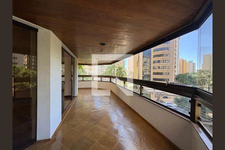 Apartamento à venda com 4 quartos, 398m² em Setor Oeste, Goiânia