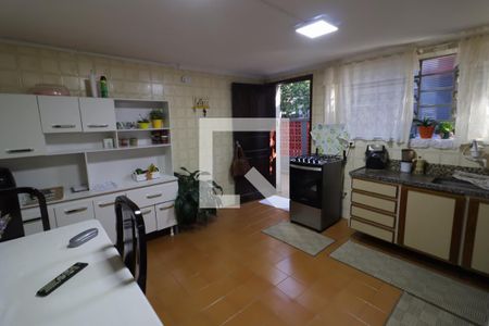 Cozinha de casa à venda com 3 quartos, 250m² em Km 18, Osasco