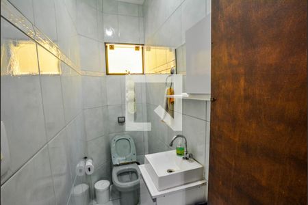 Lavabo de casa à venda com 3 quartos, 212m² em Jardim Las Vegas, Santo André