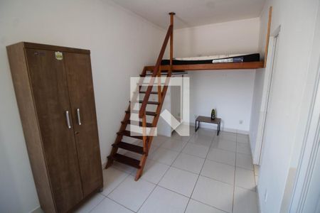 SALA/QUARTO de kitnet/studio para alugar com 1 quarto, 21m² em Cidade Universitária, Campinas