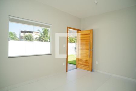 Sala de casa para alugar com 2 quartos, 404m² em Chácaras de Inoã, Maricá