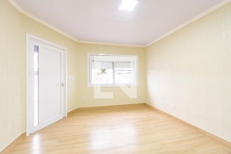 Casa à venda com 2 quartos, 80m² em Niterói, Canoas
