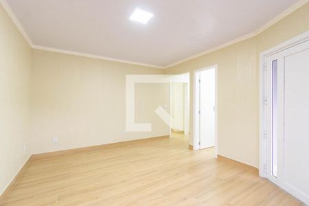Casa à venda com 2 quartos, 80m² em Niterói, Canoas