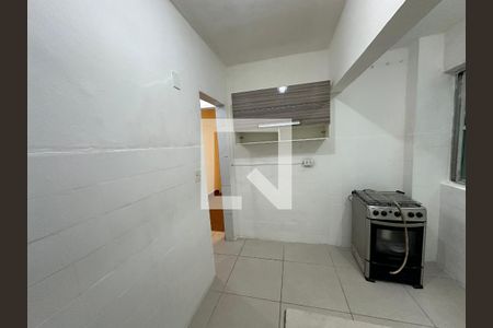 Cozinha de apartamento para alugar com 1 quarto, 40m² em Parque Prainha, São Vicente