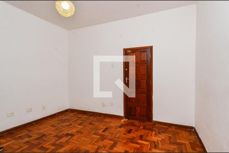 Apartamento à venda com 2 quartos, 61m² em Sagrada Família, Belo Horizonte