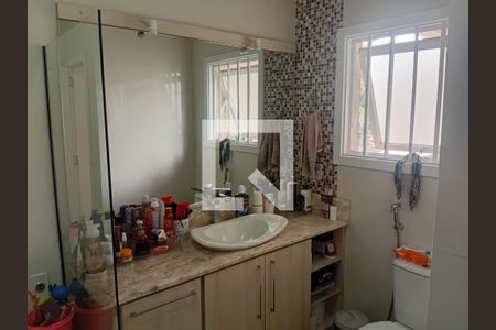 Banheiro de casa para alugar com 3 quartos, 256m² em Padre Reus, São Leopoldo
