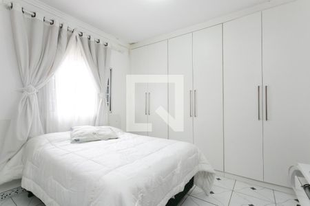 Quarto 1  de casa à venda com 4 quartos, 180m² em Jardim Sao Vicente, São Paulo