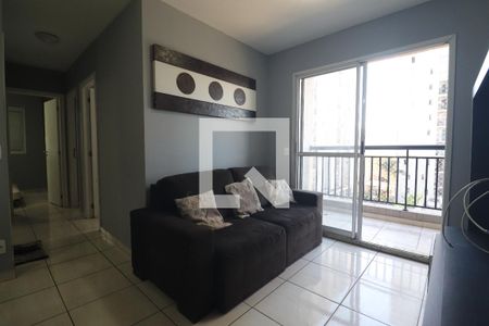 Sala de apartamento para alugar com 3 quartos, 67m² em Vila Metalúrgica, Santo André