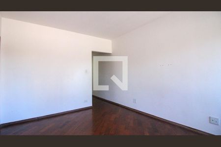 Casa à venda com 3 quartos, 172m² em Jardim Piqueroby, São Paulo