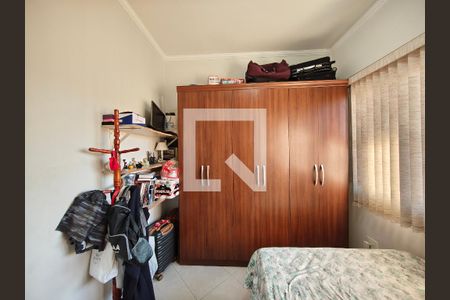 Quarto 2 de casa à venda com 6 quartos, 244m² em Vila Constança, São Paulo