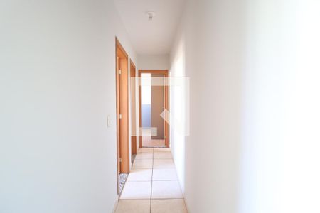 Corredor de apartamento para alugar com 2 quartos, 46m² em Patrimônio, Uberlândia