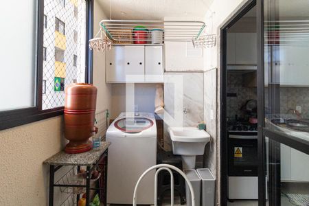 Sacada/Área de serviço de apartamento para alugar com 2 quartos, 41m² em Metalúrgicos, Osasco